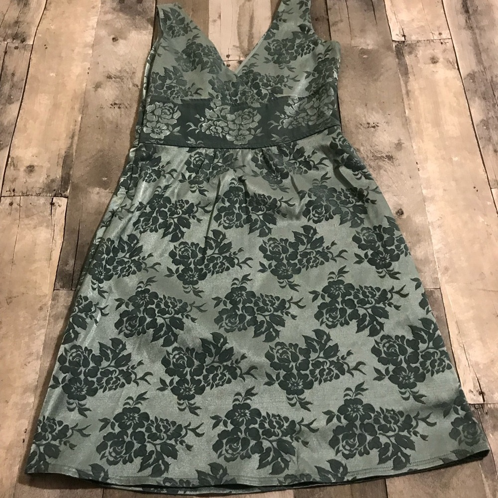 Karlie Green Dress Size S